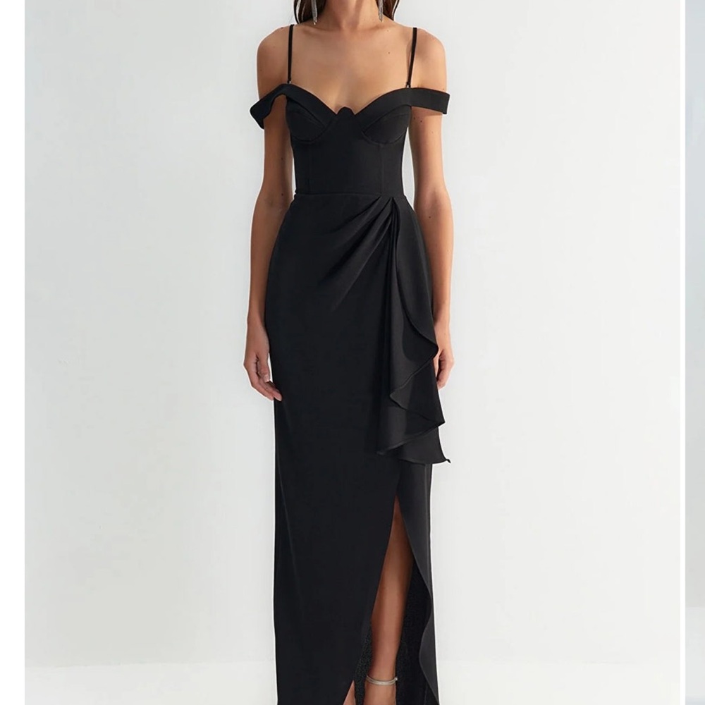 Wearhause Novalie Dress. Size Medium. Only worn once